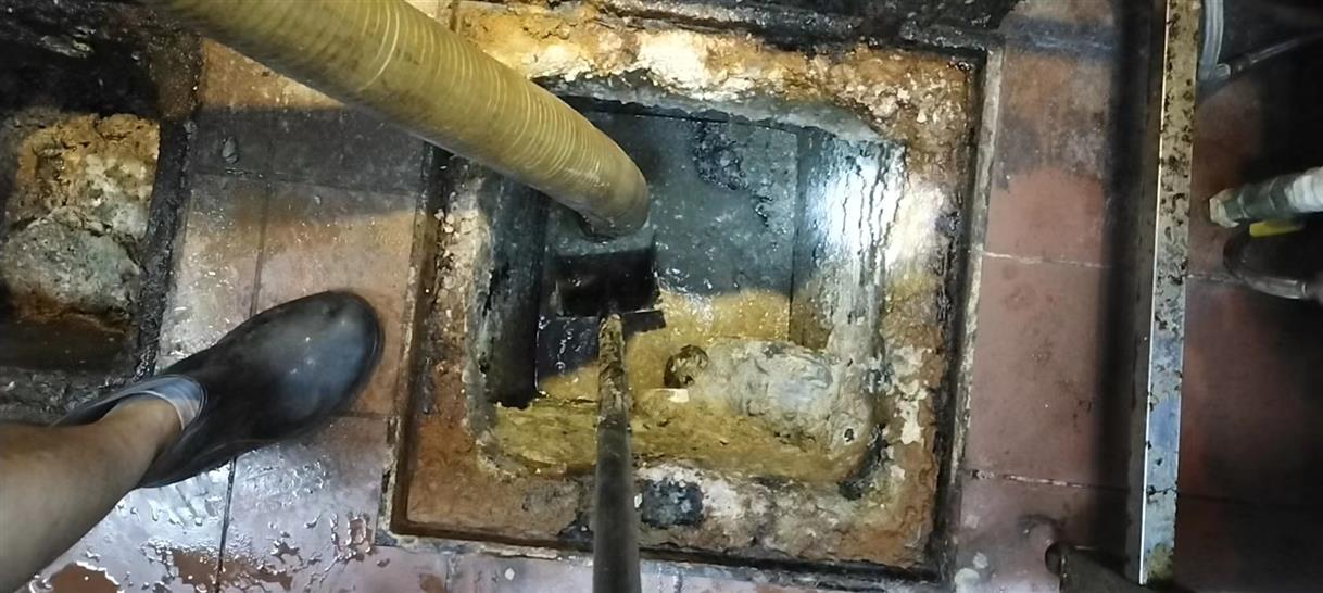 昌都化油池清理-污水池清掏