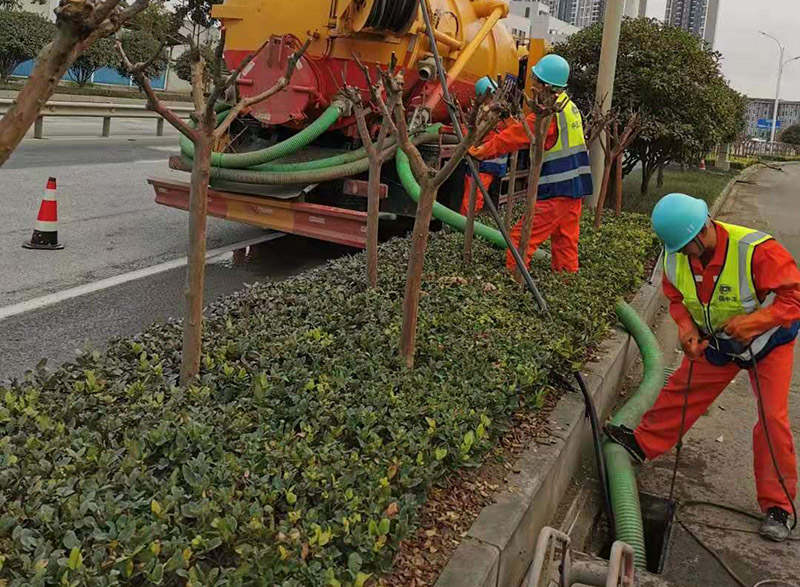 昌都市政管道清淤